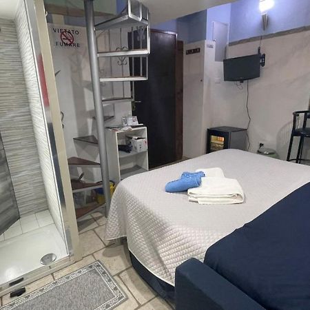 Loft 24 Bed & Breakfast Brindisi Luaran gambar