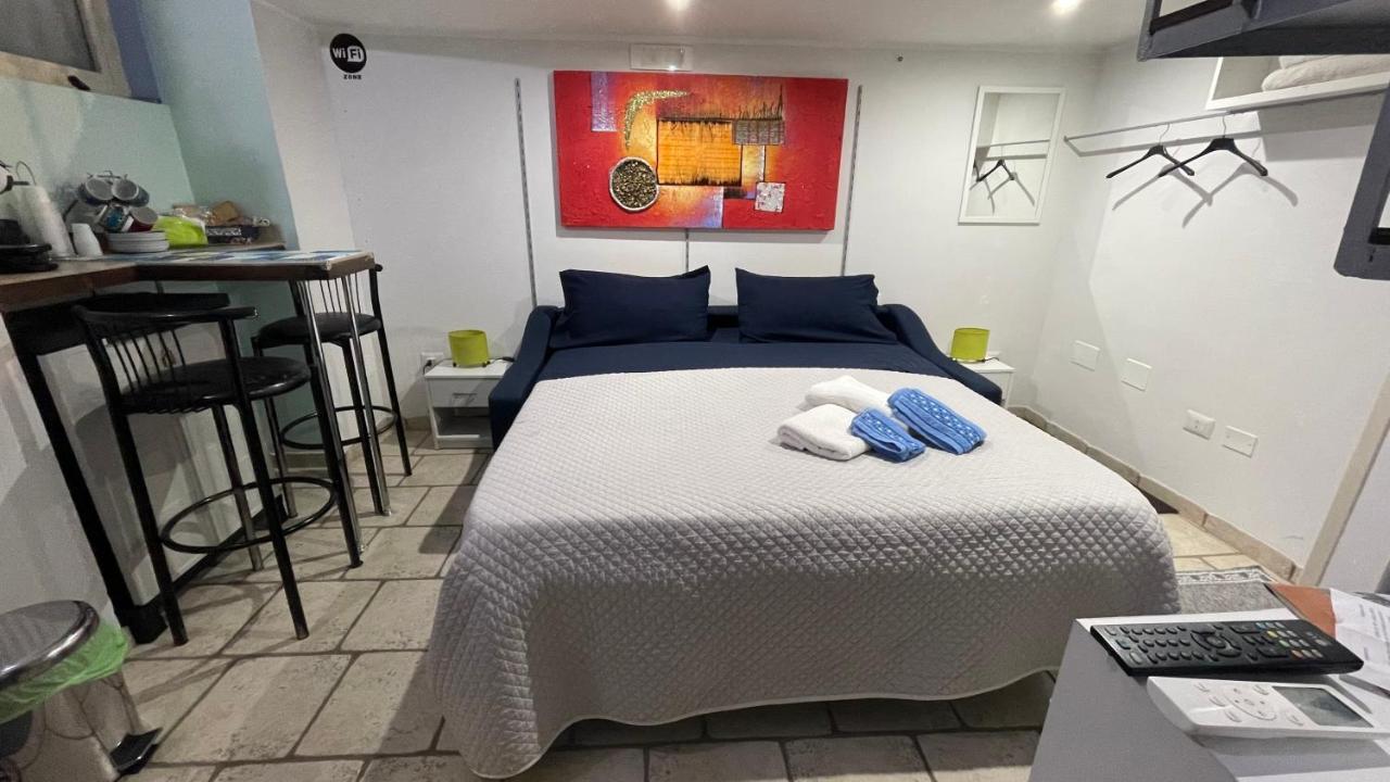 Loft 24 Bed & Breakfast Brindisi Luaran gambar